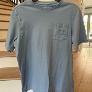 Boys Vineyard Vines T-shirt Size XL 18